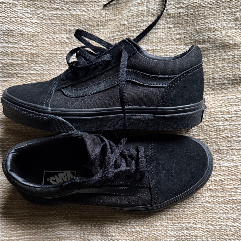 Vans All-Black Low-Top Sneakers